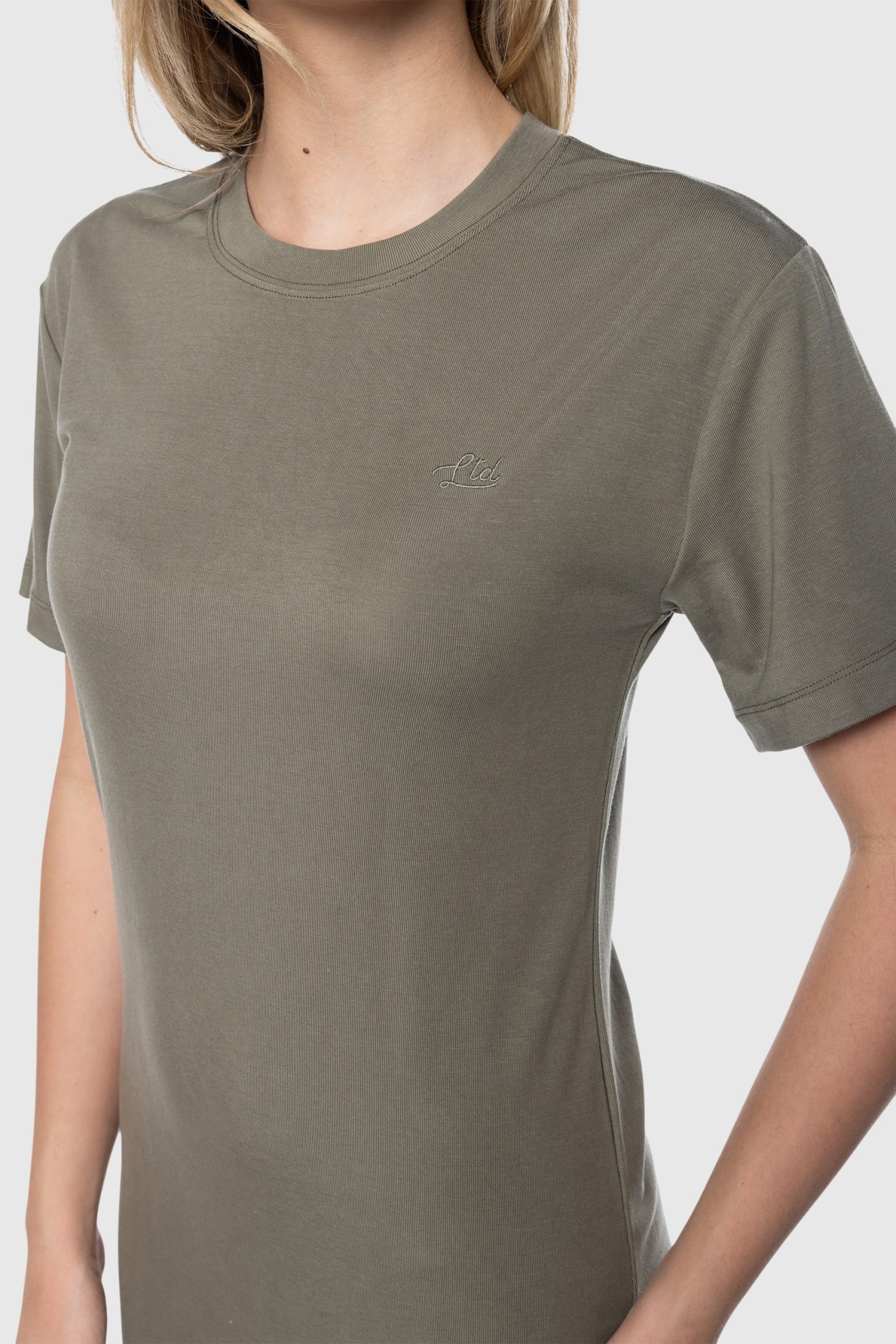 BO6A7055.jpg BO6A7055.jpg